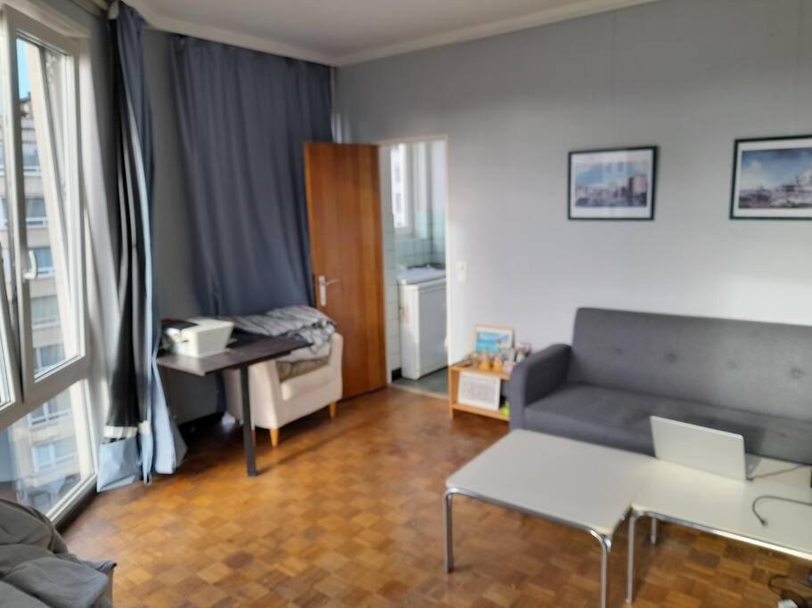 Sunny Apartamento Antuérpia Exterior foto